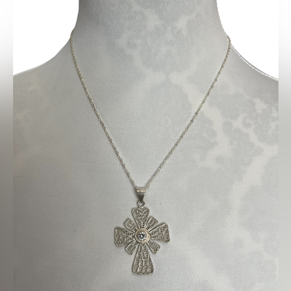 Vintage Style Filigree Cross Pendant Necklace w/ Crystal Center – Silver Tone
